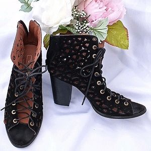 Yorkie Lasercut Shoes